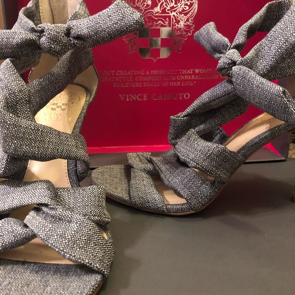 Vince Camuto Denim Heel-Slightly worn - Picture 2 of 4